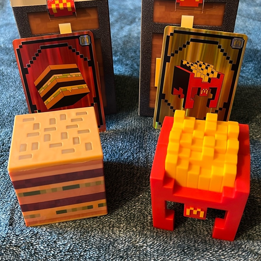McDonald’s Minecraft - Picture 2 of 4
